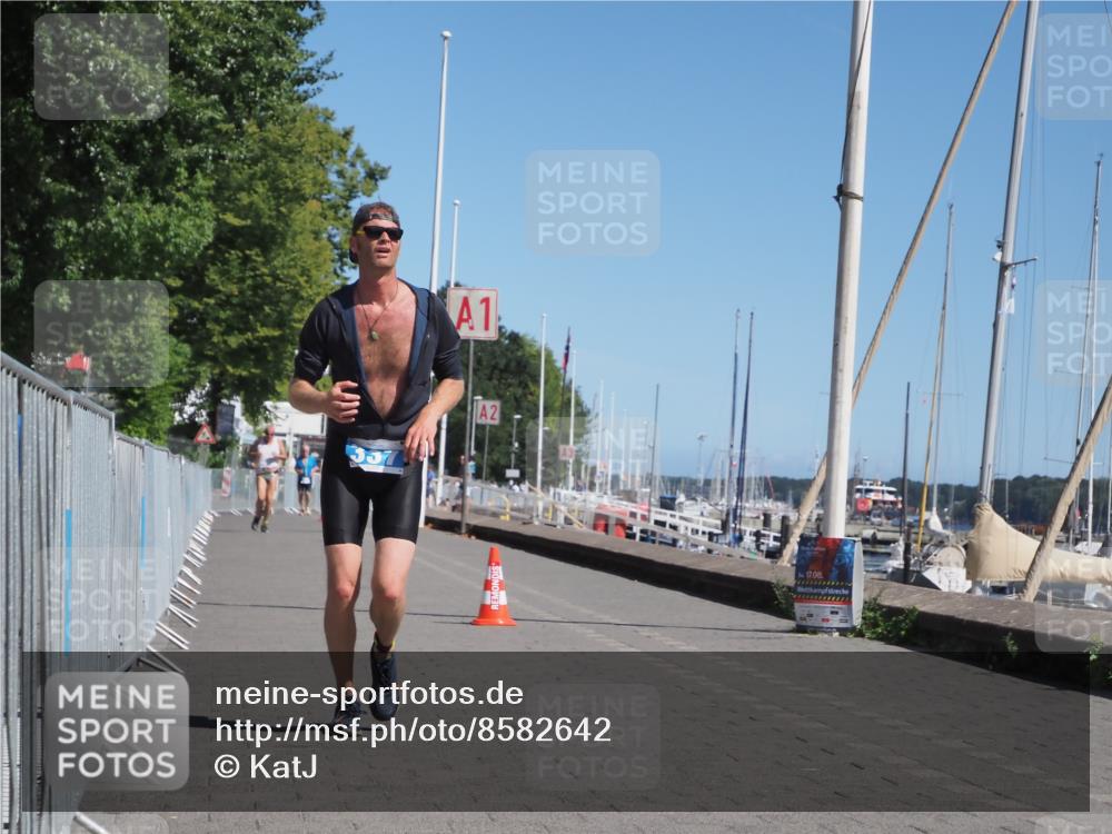 17.08.2025 - KN Förde Triathlon 2025 KatJ http://msf.ph/oto/8582642 17.08.2025 12:26:19 Laufen 337, 365, 641 meine-sportfotos.de