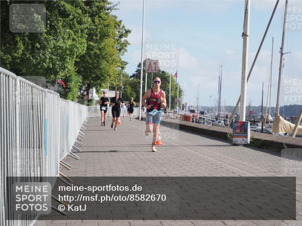17.08.2025 - KN Förde Triathlon 2025 KatJ http://msf.ph/oto/8582670 17.08.2025 10:02:43 Laufen 121 meine-sportfotos.de