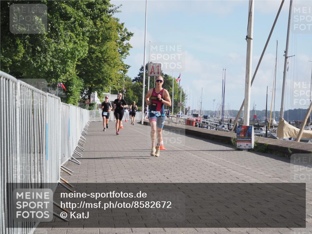17.08.2025 - KN Förde Triathlon 2025 KatJ http://msf.ph/oto/8582672 17.08.2025 10:02:43 Laufen 121 meine-sportfotos.de