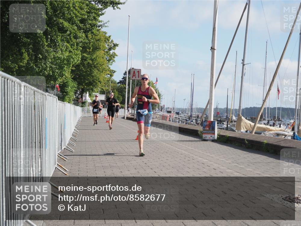 17.08.2025 - KN Förde Triathlon 2025 KatJ http://msf.ph/oto/8582677 17.08.2025 10:02:44 Laufen 121, 125 meine-sportfotos.de