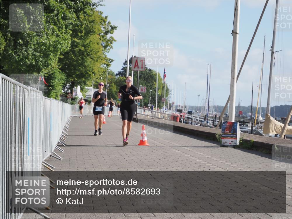 17.08.2025 - KN Förde Triathlon 2025 KatJ http://msf.ph/oto/8582693 17.08.2025 10:02:48 Laufen 121, 125, 147 meine-sportfotos.de