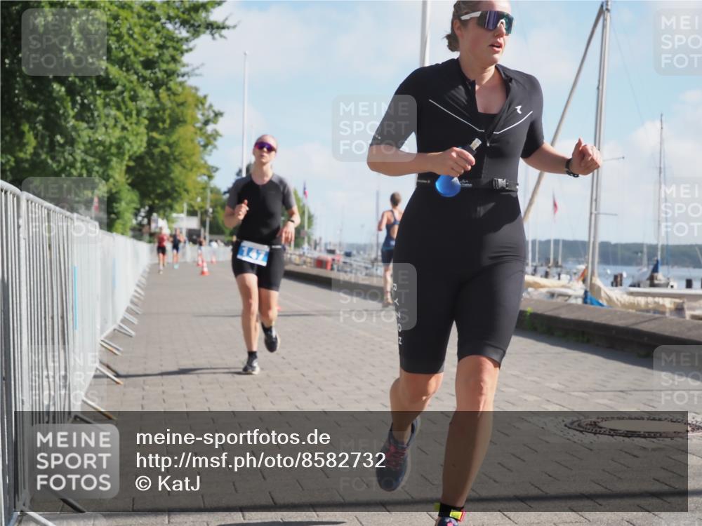 17.08.2025 - KN Förde Triathlon 2025 KatJ http://msf.ph/oto/8582732 17.08.2025 10:02:53 Laufen 125, 147 meine-sportfotos.de