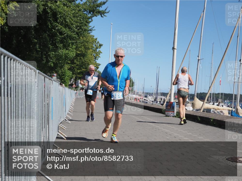 17.08.2025 - KN Förde Triathlon 2025 KatJ http://msf.ph/oto/8582733 17.08.2025 12:26:47 Laufen 367, 384 meine-sportfotos.de