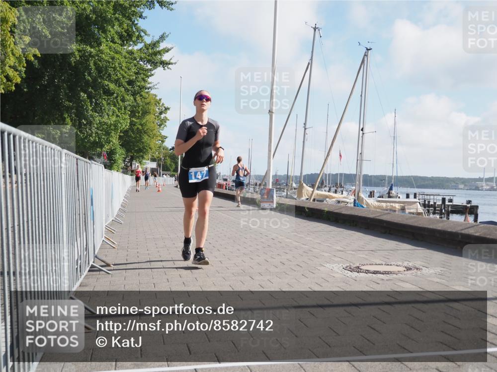 17.08.2025 - KN Förde Triathlon 2025 KatJ http://msf.ph/oto/8582742 17.08.2025 10:02:54 Laufen 125, 147 meine-sportfotos.de