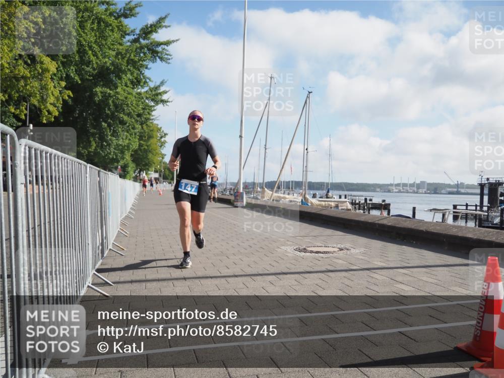 17.08.2025 - KN Förde Triathlon 2025 KatJ http://msf.ph/oto/8582745 17.08.2025 10:02:55 Laufen 125, 147 meine-sportfotos.de