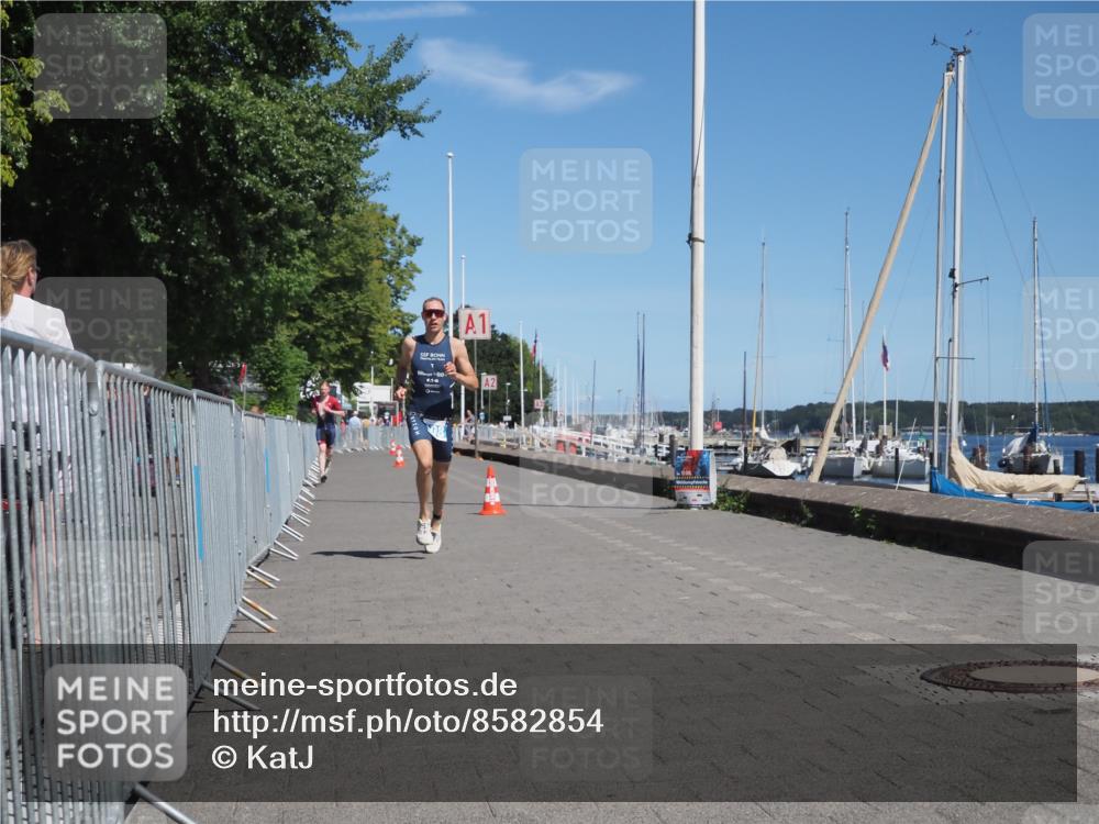 17.08.2025 - KN Förde Triathlon 2025 KatJ http://msf.ph/oto/8582854 17.08.2025 13:13:58 Laufen 403, 408 meine-sportfotos.de