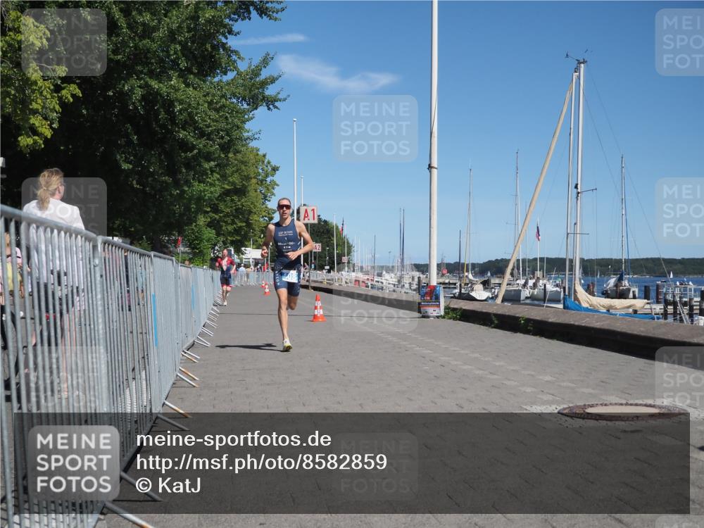 17.08.2025 - KN Förde Triathlon 2025 KatJ http://msf.ph/oto/8582859 17.08.2025 13:13:58 Laufen 403, 408 meine-sportfotos.de