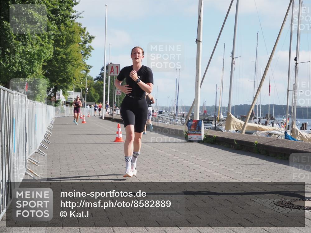 17.08.2025 - KN Förde Triathlon 2025 KatJ http://msf.ph/oto/8582889 17.08.2025 10:03:33 Laufen 126 meine-sportfotos.de