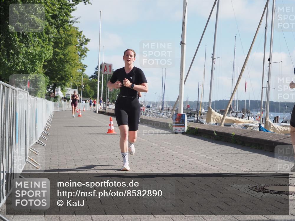 17.08.2025 - KN Förde Triathlon 2025 KatJ http://msf.ph/oto/8582890 17.08.2025 10:03:33 Laufen 126 meine-sportfotos.de