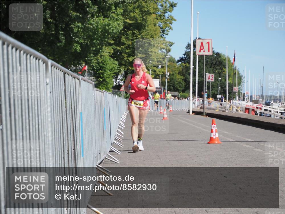 17.08.2025 - KN Förde Triathlon 2025 KatJ http://msf.ph/oto/8582930 17.08.2025 12:30:47 Laufen 606 meine-sportfotos.de