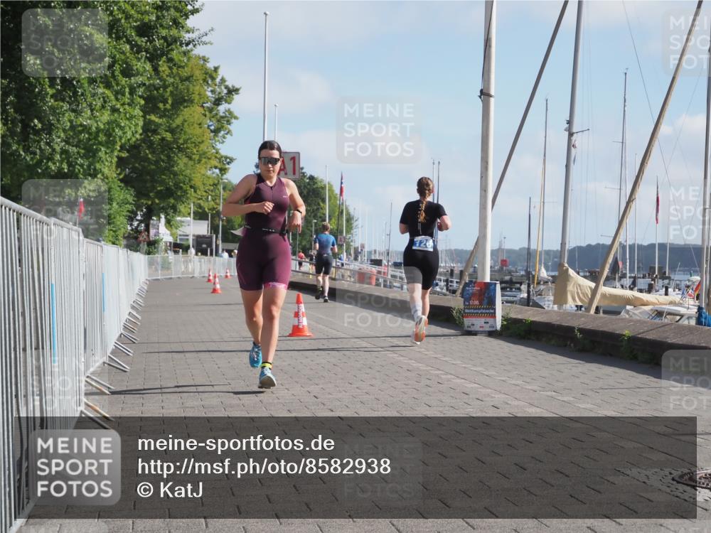 17.08.2025 - KN Förde Triathlon 2025 KatJ http://msf.ph/oto/8582938 17.08.2025 10:03:42 Laufen 116 meine-sportfotos.de
