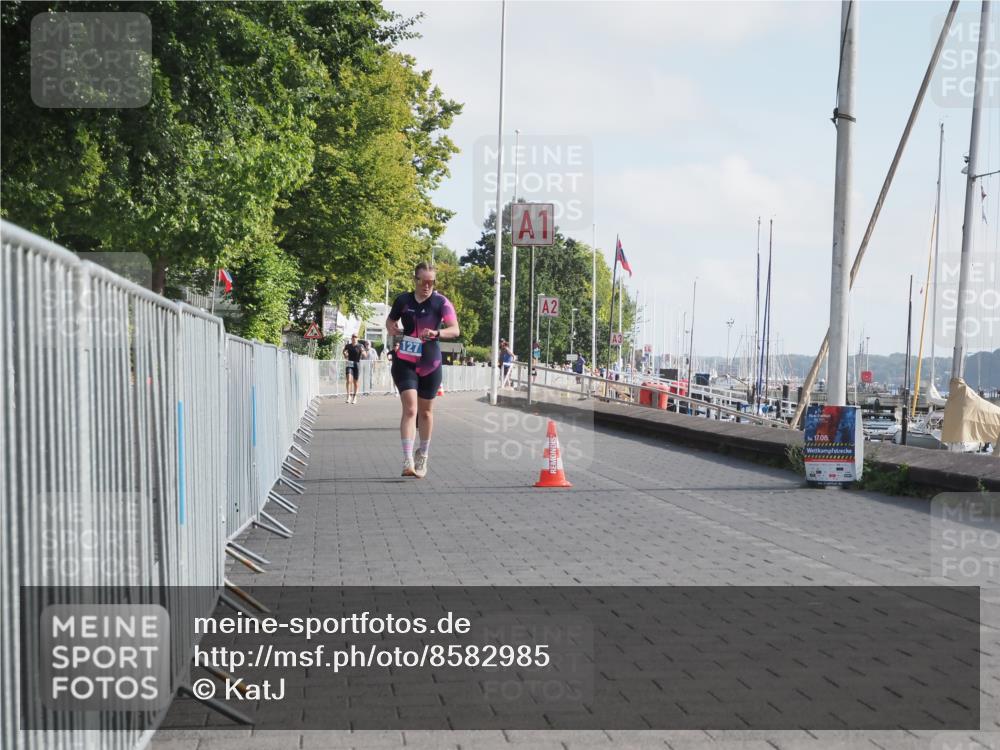 17.08.2025 - KN Förde Triathlon 2025 KatJ http://msf.ph/oto/8582985 17.08.2025 10:04:47 Laufen 127 meine-sportfotos.de