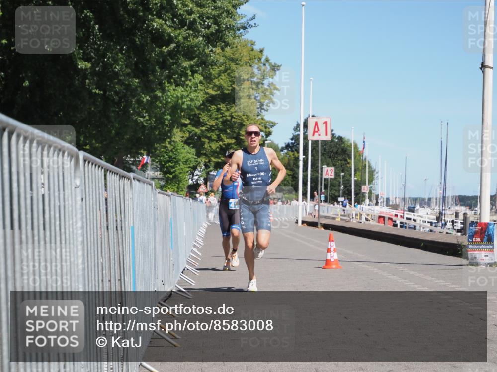 17.08.2025 - KN Förde Triathlon 2025 KatJ http://msf.ph/oto/8583008 17.08.2025 13:19:28 Laufen 408, 418 meine-sportfotos.de