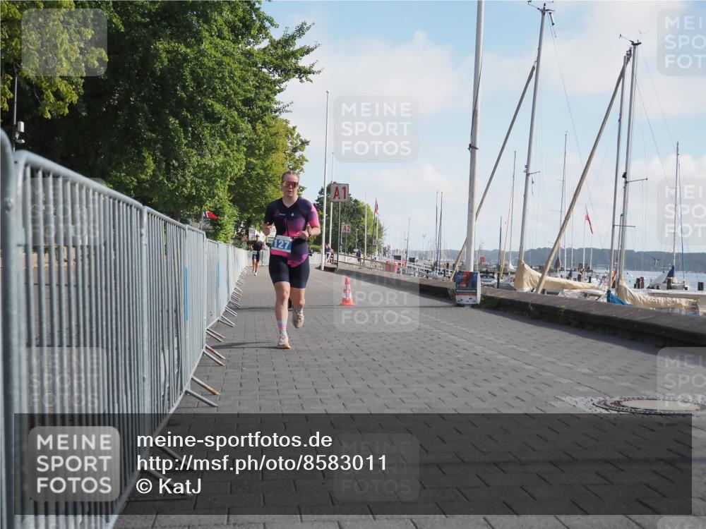 17.08.2025 - KN Förde Triathlon 2025 KatJ http://msf.ph/oto/8583011 17.08.2025 10:04:51 Laufen 127 meine-sportfotos.de