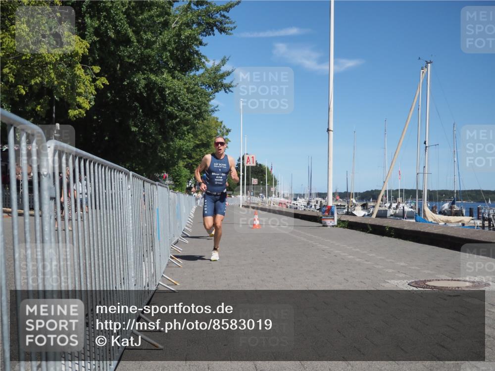 17.08.2025 - KN Förde Triathlon 2025 KatJ http://msf.ph/oto/8583019 17.08.2025 13:19:29 Laufen 408, 418 meine-sportfotos.de