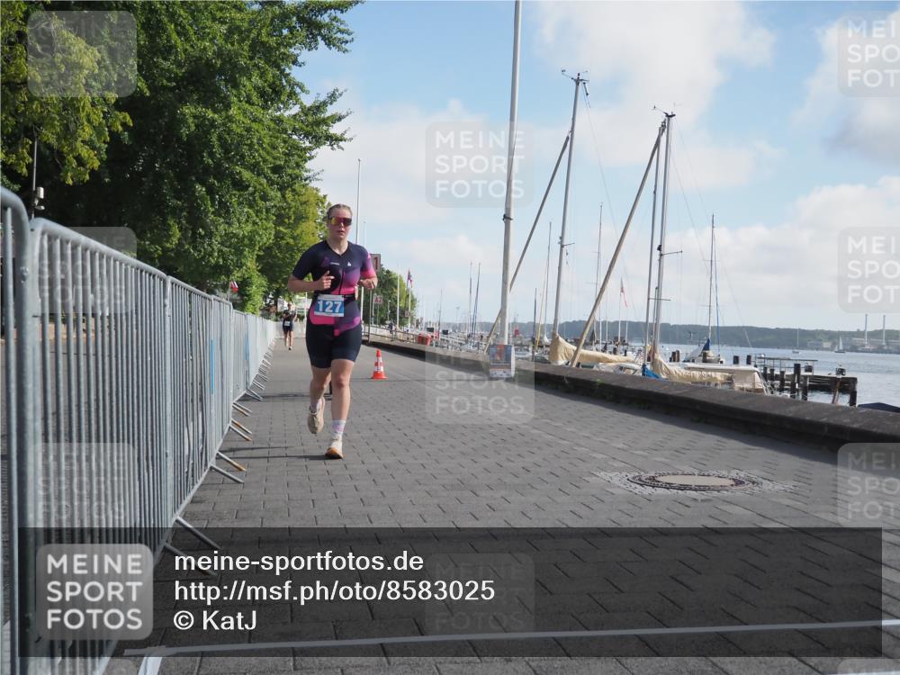 17.08.2025 - KN Förde Triathlon 2025 KatJ http://msf.ph/oto/8583025 17.08.2025 10:04:52 Laufen 127, 253 meine-sportfotos.de