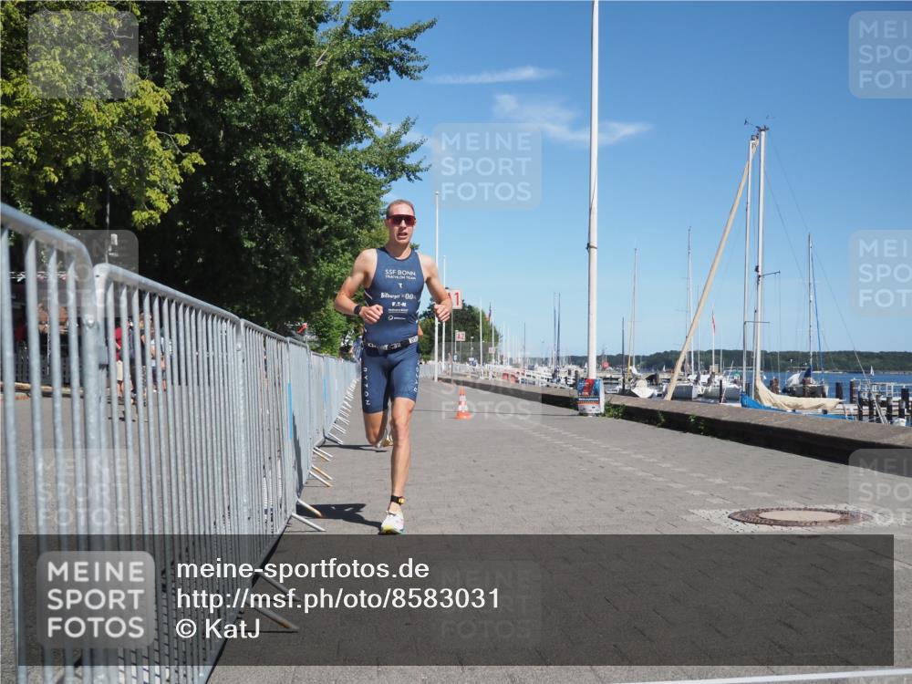 17.08.2025 - KN Förde Triathlon 2025 KatJ http://msf.ph/oto/8583031 17.08.2025 13:19:29 Laufen 408, 418 meine-sportfotos.de