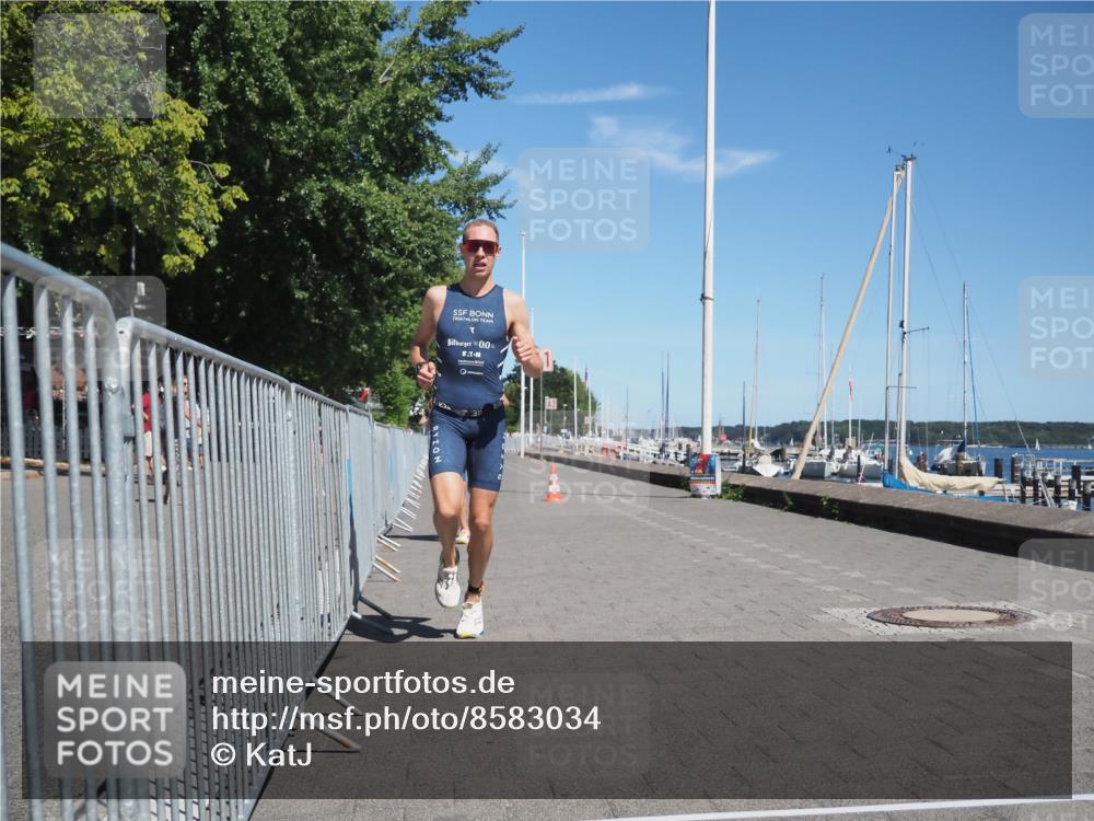 17.08.2025 - KN Förde Triathlon 2025 KatJ http://msf.ph/oto/8583034 17.08.2025 13:19:30 Laufen 408, 418 meine-sportfotos.de