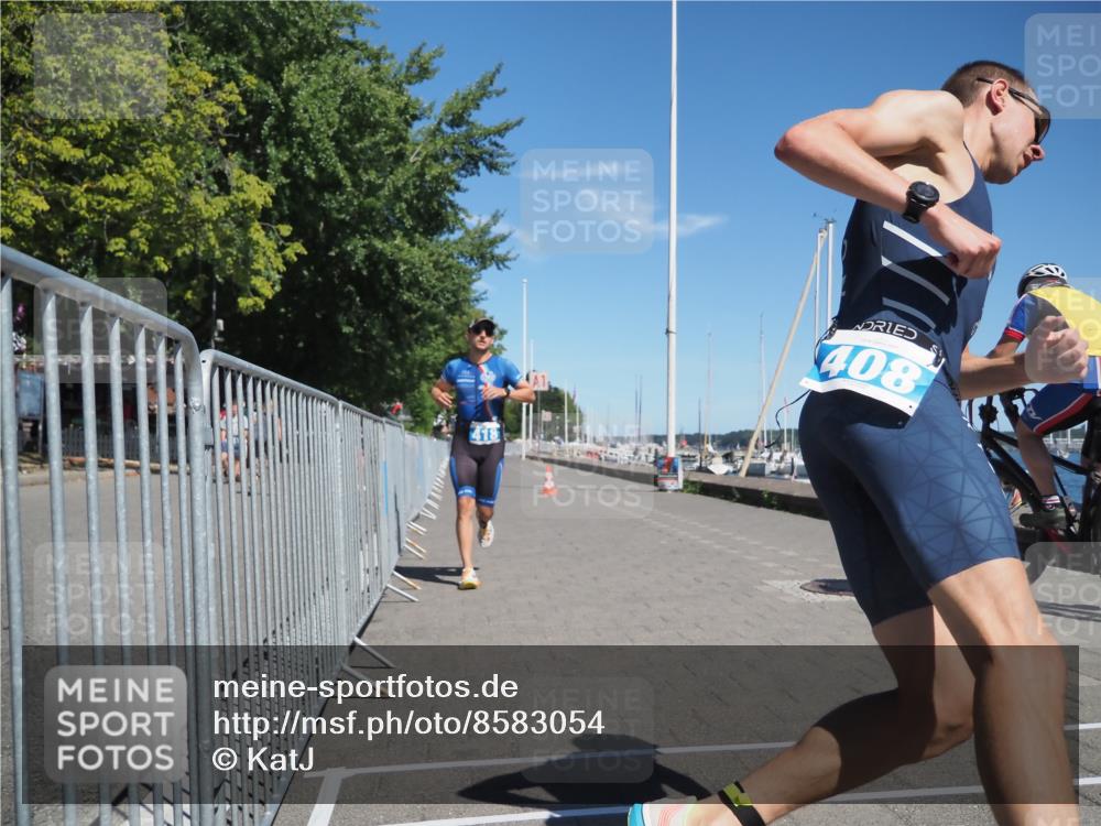 17.08.2025 - KN Förde Triathlon 2025 KatJ http://msf.ph/oto/8583054 17.08.2025 13:19:31 Laufen 408, 418 meine-sportfotos.de