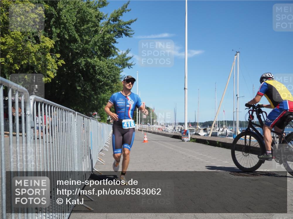 17.08.2025 - KN Förde Triathlon 2025 KatJ http://msf.ph/oto/8583062 17.08.2025 13:19:31 Laufen 408, 418 meine-sportfotos.de