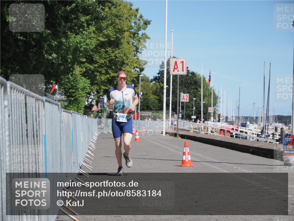 17.08.2025 - KN Förde Triathlon 2025 KatJ http://msf.ph/oto/8583184 17.08.2025 13:20:41 Laufen 402 meine-sportfotos.de