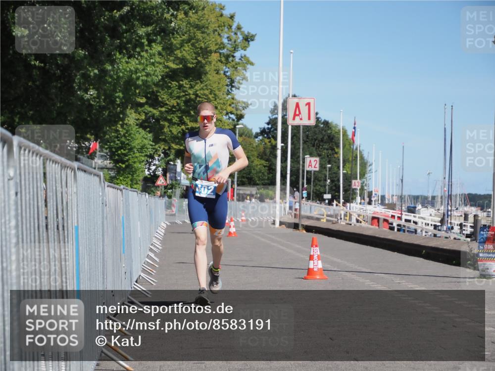17.08.2025 - KN Förde Triathlon 2025 KatJ http://msf.ph/oto/8583191 17.08.2025 13:20:42 Laufen 402 meine-sportfotos.de