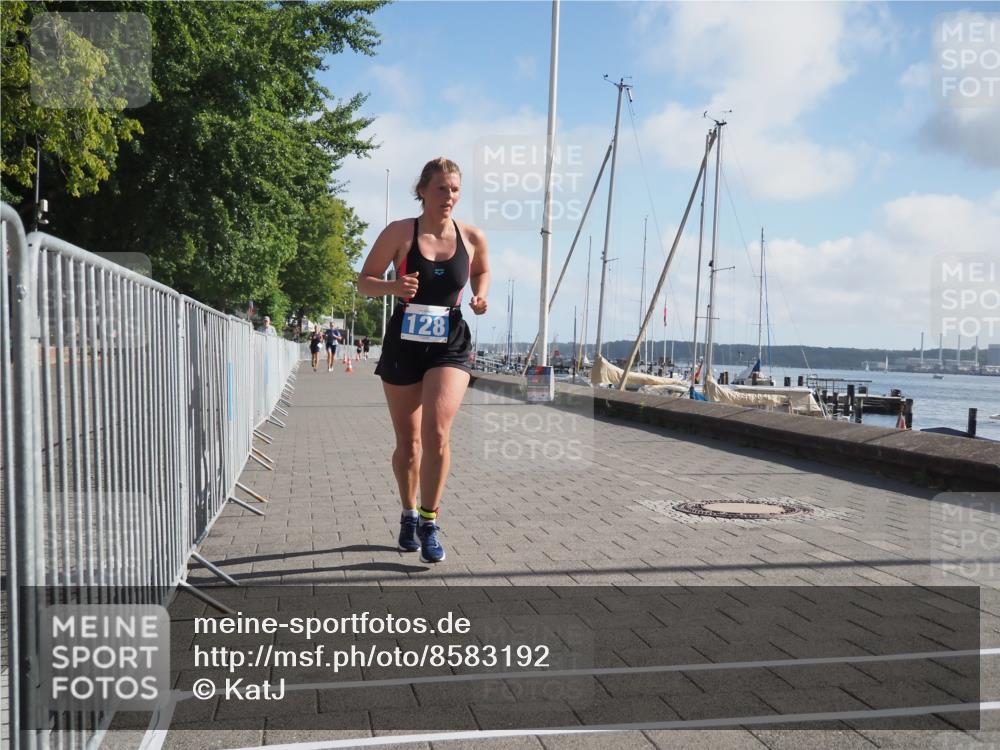 17.08.2025 - KN Förde Triathlon 2025 KatJ http://msf.ph/oto/8583192 17.08.2025 10:05:32 Laufen 128 meine-sportfotos.de