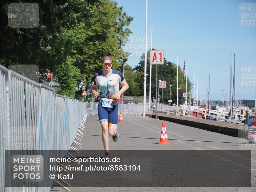 17.08.2025 - KN Förde Triathlon 2025 KatJ http://msf.ph/oto/8583194 17.08.2025 13:20:42 Laufen 402 meine-sportfotos.de