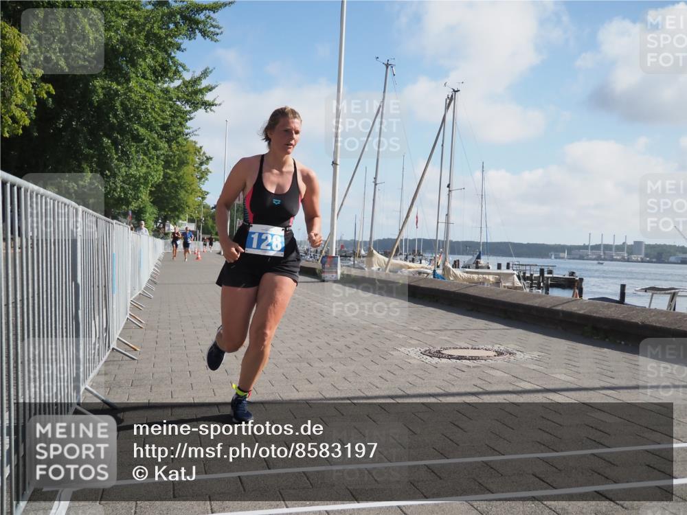 17.08.2025 - KN Förde Triathlon 2025 KatJ http://msf.ph/oto/8583197 17.08.2025 10:05:32 Laufen 128 meine-sportfotos.de