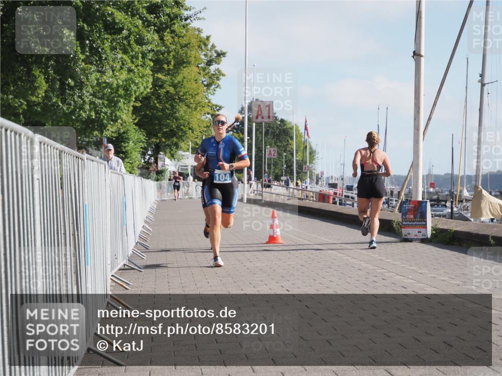 17.08.2025 - KN Förde Triathlon 2025 KatJ http://msf.ph/oto/8583201 17.08.2025 10:05:40 Laufen 104, 145 meine-sportfotos.de
