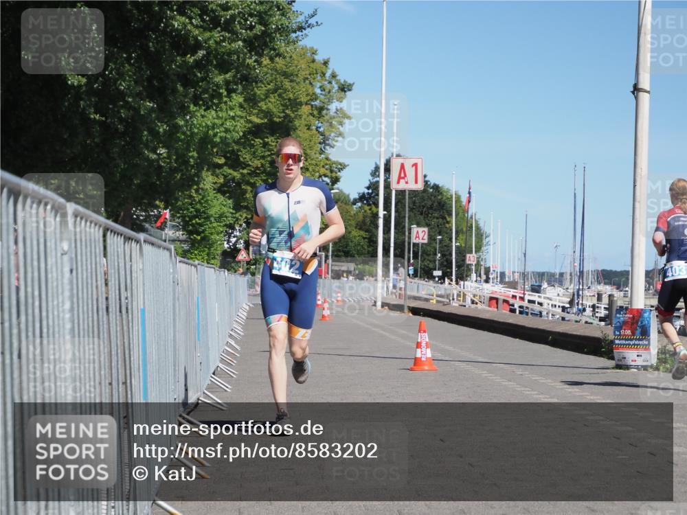 17.08.2025 - KN Förde Triathlon 2025 KatJ http://msf.ph/oto/8583202 17.08.2025 13:20:42 Laufen 402 meine-sportfotos.de