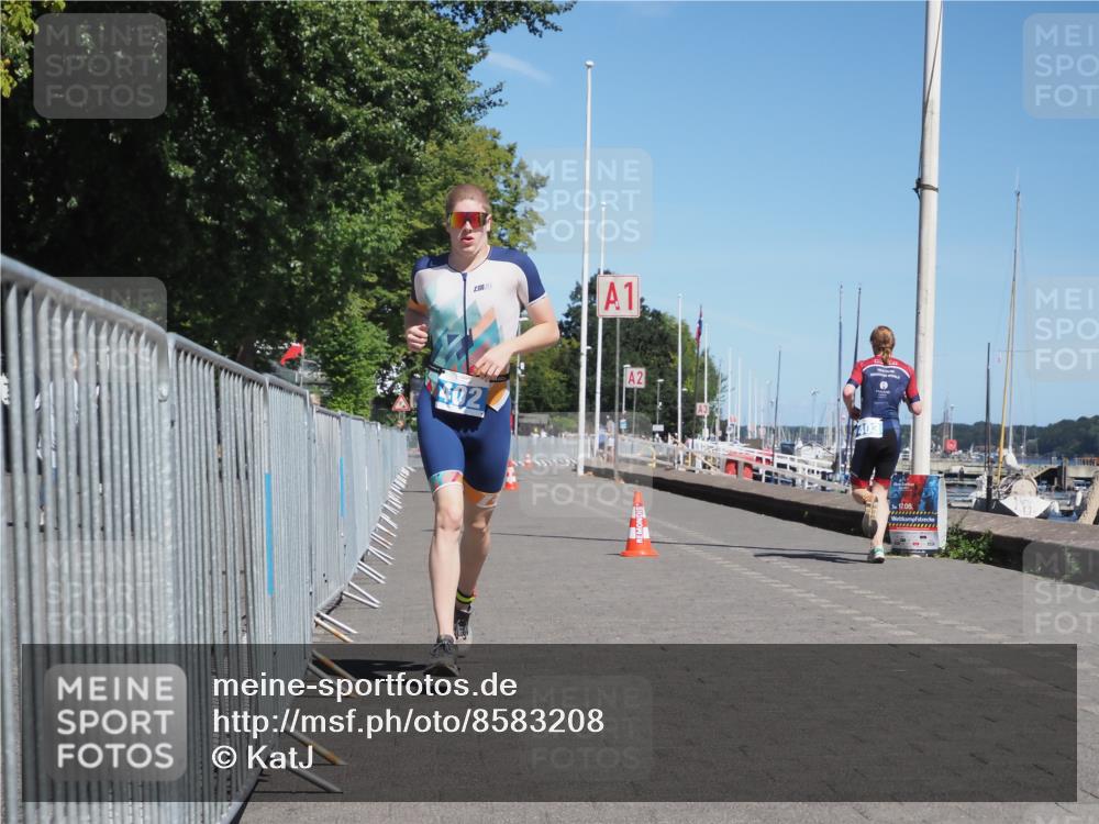 17.08.2025 - KN Förde Triathlon 2025 KatJ http://msf.ph/oto/8583208 17.08.2025 13:20:43 Laufen 402 meine-sportfotos.de