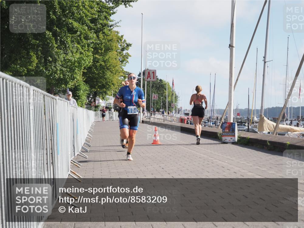 17.08.2025 - KN Förde Triathlon 2025 KatJ http://msf.ph/oto/8583209 17.08.2025 10:05:40 Laufen 104, 145 meine-sportfotos.de