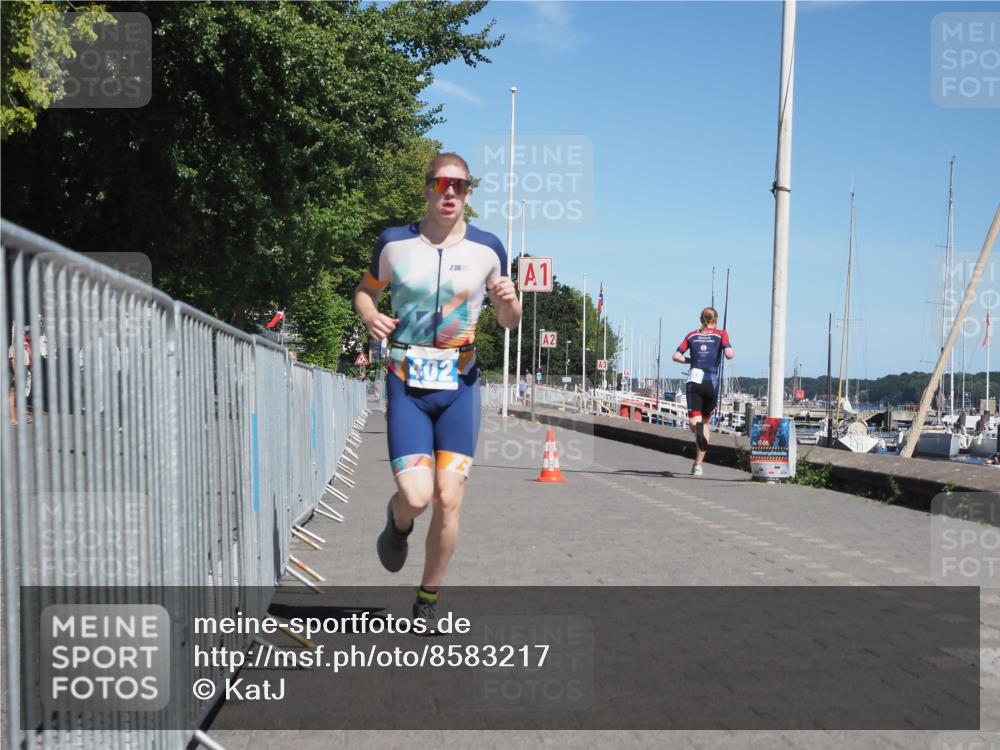 17.08.2025 - KN Förde Triathlon 2025 KatJ http://msf.ph/oto/8583217 17.08.2025 13:20:44 Laufen 401, 402 meine-sportfotos.de