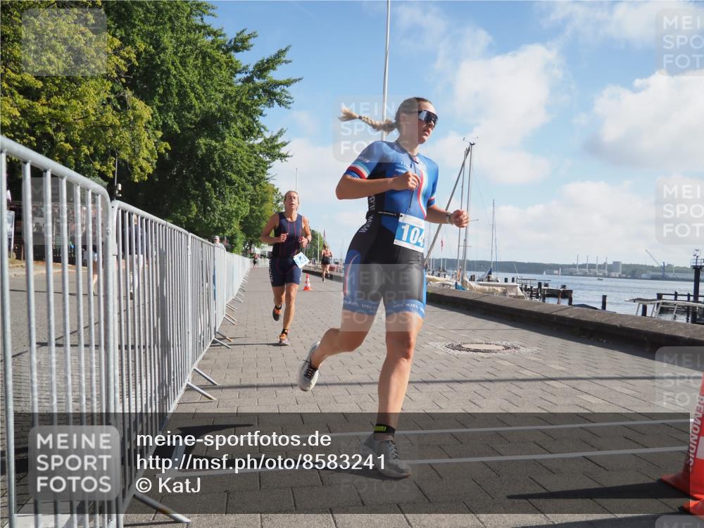 17.08.2025 - KN Förde Triathlon 2025 KatJ http://msf.ph/oto/8583241 17.08.2025 10:05:43 Laufen 104, 145 meine-sportfotos.de