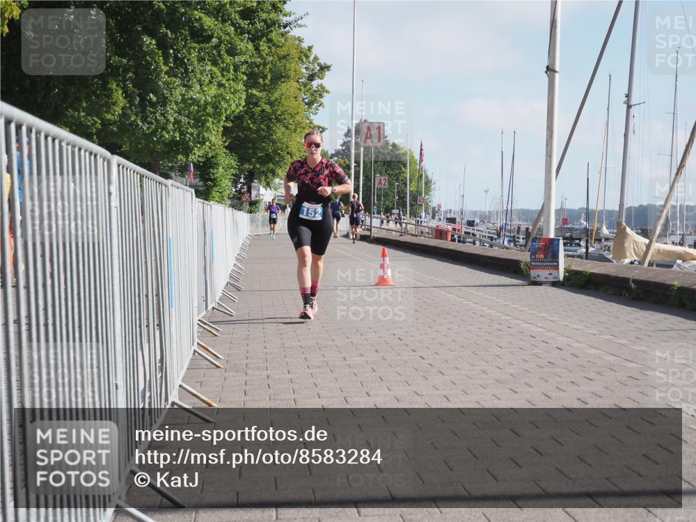 17.08.2025 - KN Förde Triathlon 2025 KatJ http://msf.ph/oto/8583284 17.08.2025 10:06:01 Laufen 152 meine-sportfotos.de