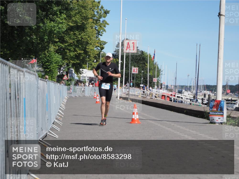 17.08.2025 - KN Förde Triathlon 2025 KatJ http://msf.ph/oto/8583298 17.08.2025 13:21:31 Laufen 398 meine-sportfotos.de