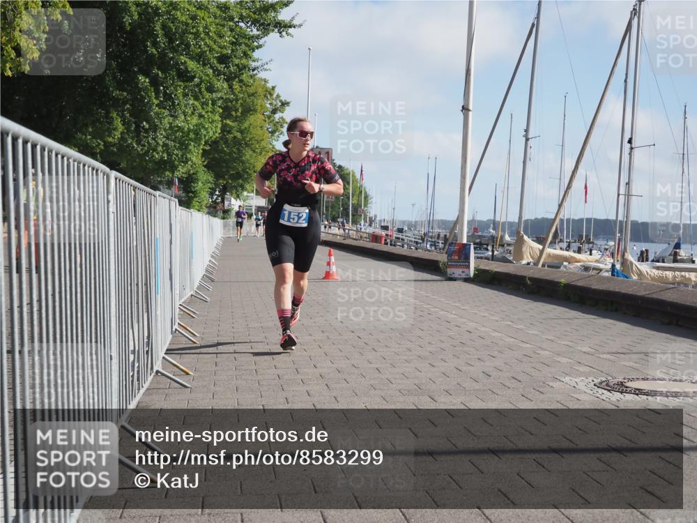 17.08.2025 - KN Förde Triathlon 2025 KatJ http://msf.ph/oto/8583299 17.08.2025 10:06:02 Laufen 152 meine-sportfotos.de