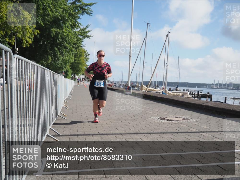 17.08.2025 - KN Förde Triathlon 2025 KatJ http://msf.ph/oto/8583310 17.08.2025 10:06:03 Laufen 152 meine-sportfotos.de