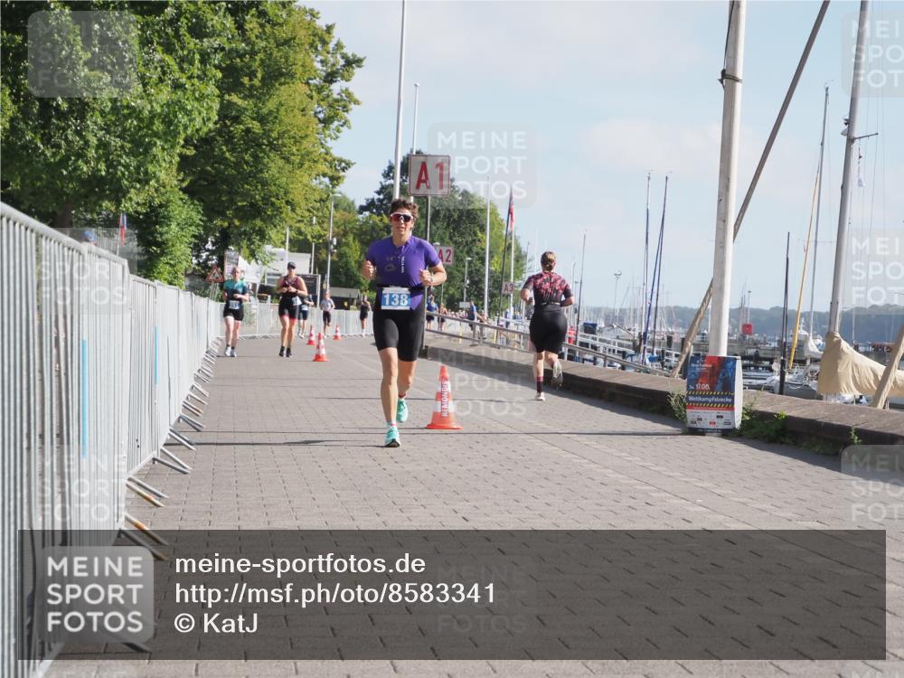 17.08.2025 - KN Förde Triathlon 2025 KatJ http://msf.ph/oto/8583341 17.08.2025 10:06:15 Laufen 138 meine-sportfotos.de