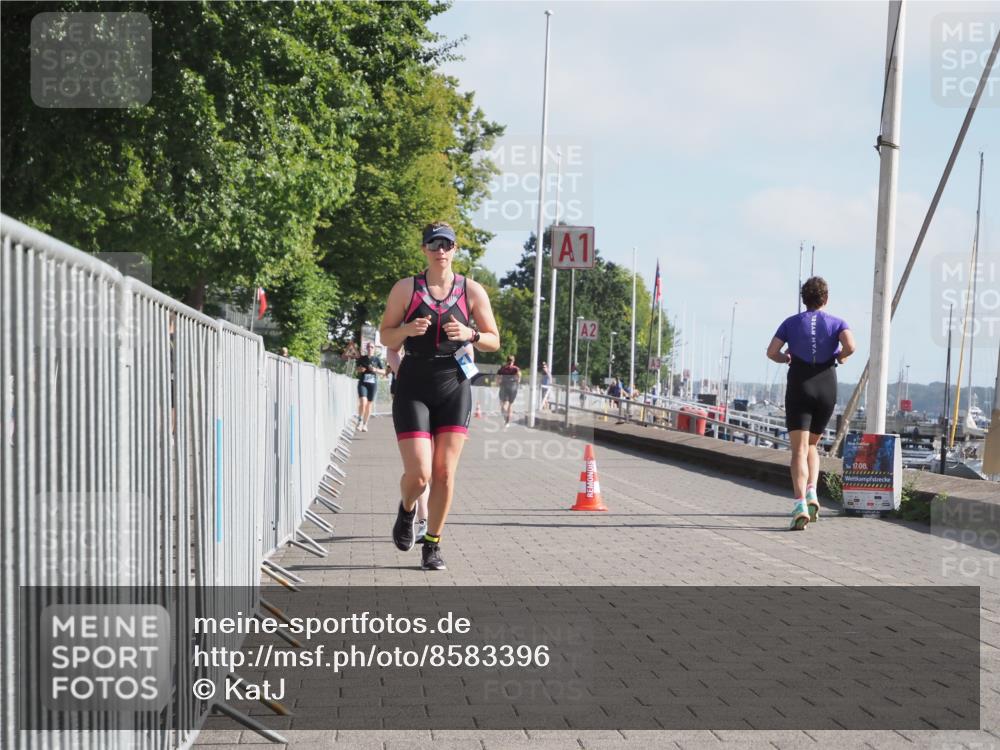 17.08.2025 - KN Förde Triathlon 2025 KatJ http://msf.ph/oto/8583396 17.08.2025 10:06:26 Laufen 146, 151 meine-sportfotos.de
