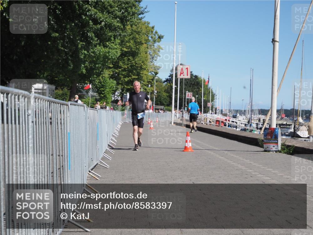17.08.2025 - KN Förde Triathlon 2025 KatJ http://msf.ph/oto/8583397 17.08.2025 12:38:45 Laufen 344 meine-sportfotos.de