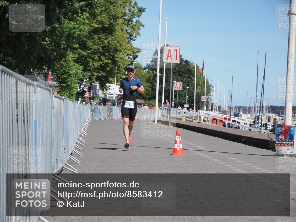17.08.2025 - KN Förde Triathlon 2025 KatJ http://msf.ph/oto/8583412 17.08.2025 13:23:25 Laufen 409 meine-sportfotos.de