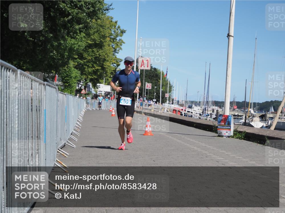 17.08.2025 - KN Förde Triathlon 2025 KatJ http://msf.ph/oto/8583428 17.08.2025 13:23:27 Laufen 409 meine-sportfotos.de