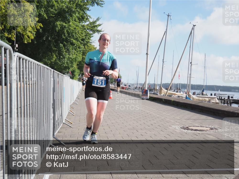 17.08.2025 - KN Förde Triathlon 2025 KatJ http://msf.ph/oto/8583447 17.08.2025 10:06:30 Laufen 105, 146, 151 meine-sportfotos.de