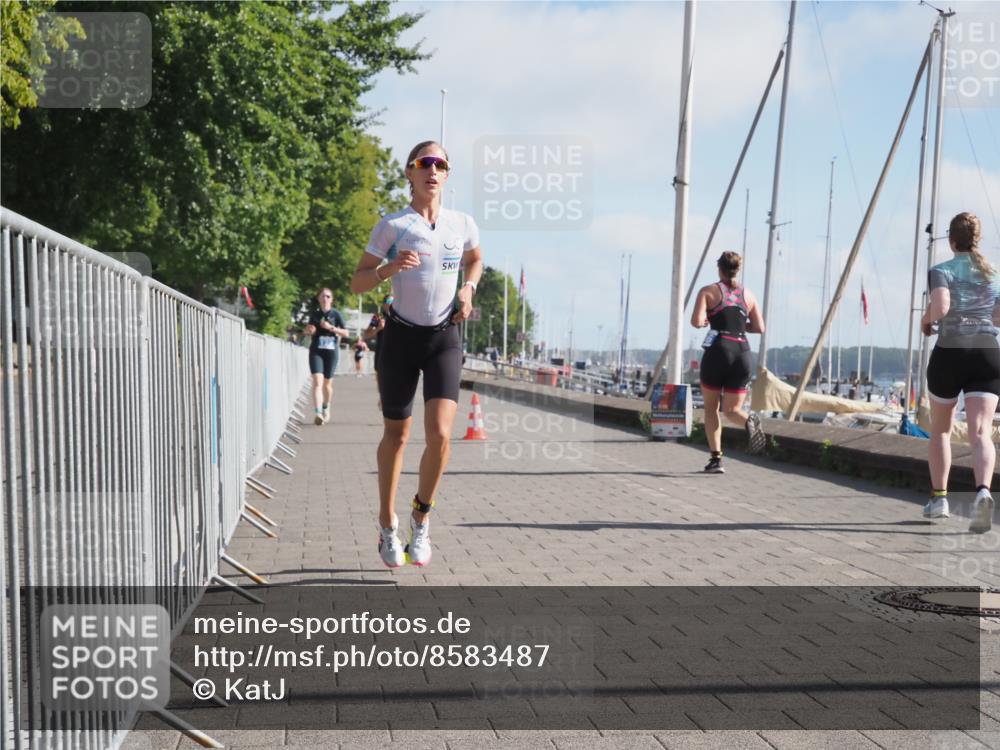 17.08.2025 - KN Förde Triathlon 2025 KatJ http://msf.ph/oto/8583487 17.08.2025 10:06:36 Laufen 105, 122, 166 meine-sportfotos.de