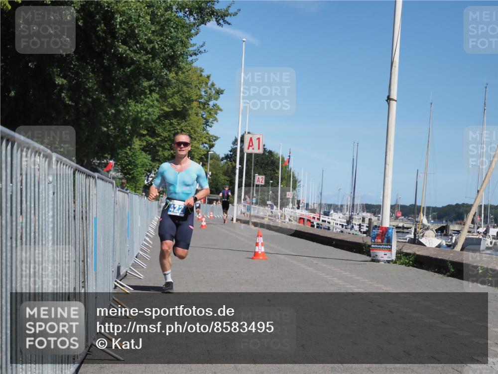 17.08.2025 - KN Förde Triathlon 2025 KatJ http://msf.ph/oto/8583495 17.08.2025 13:23:46 Laufen 422 meine-sportfotos.de