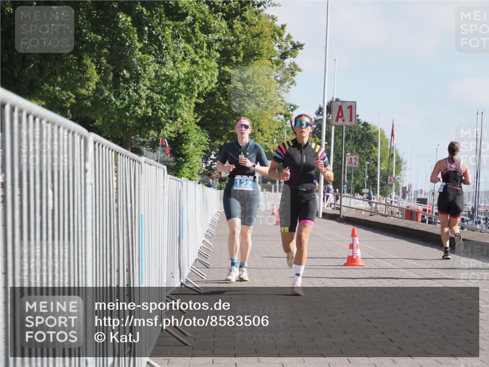 17.08.2025 - KN Förde Triathlon 2025 KatJ http://msf.ph/oto/8583506 17.08.2025 10:06:39 Laufen 105, 122, 166 meine-sportfotos.de