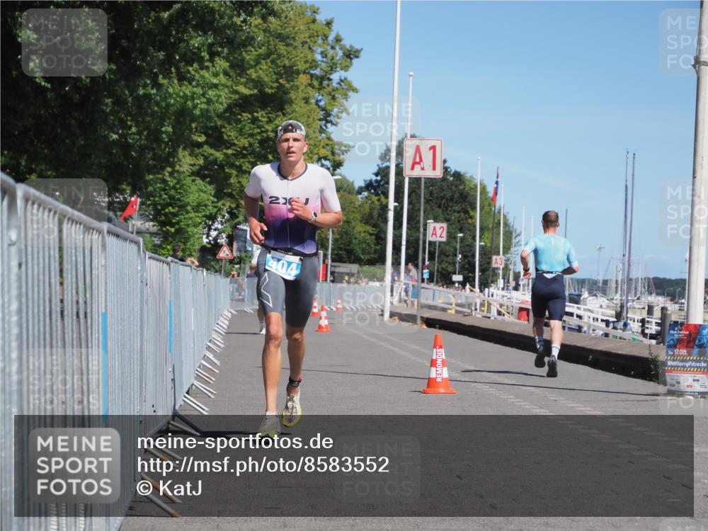 17.08.2025 - KN Förde Triathlon 2025 KatJ http://msf.ph/oto/8583552 17.08.2025 13:23:57 Laufen 404, 415 meine-sportfotos.de