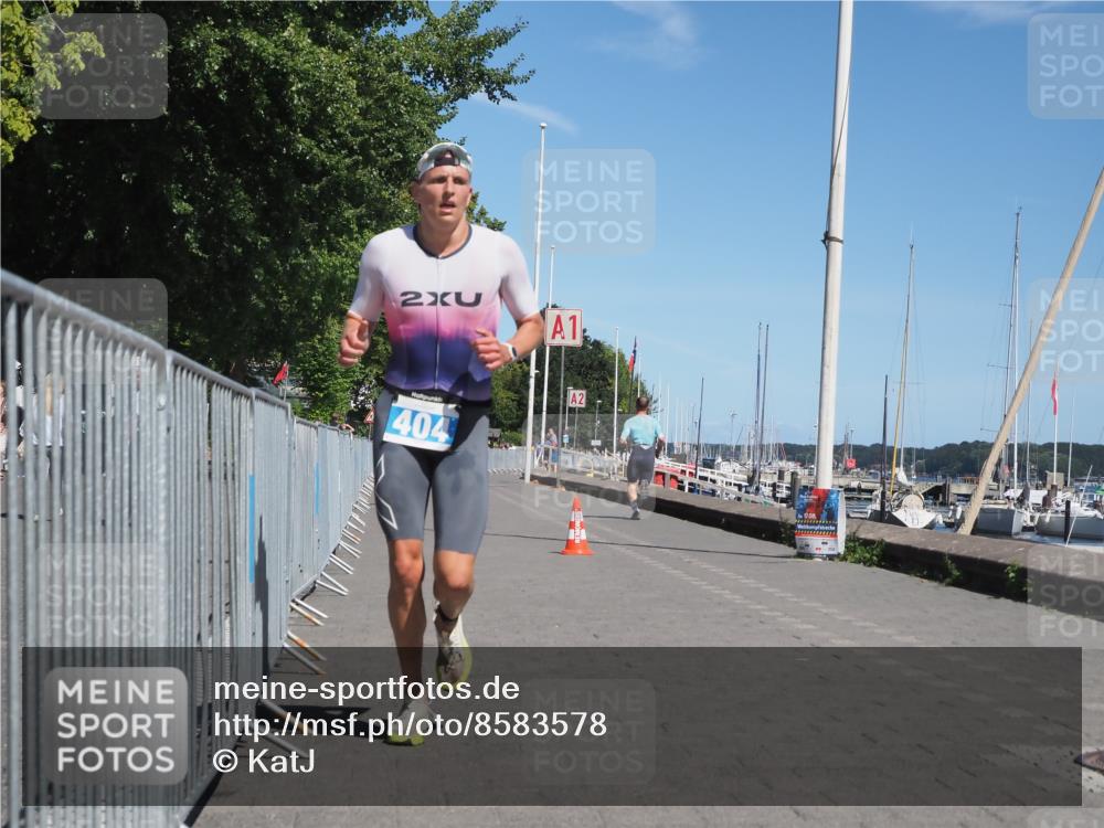 17.08.2025 - KN Förde Triathlon 2025 KatJ http://msf.ph/oto/8583578 17.08.2025 13:23:58 Laufen 404, 415 meine-sportfotos.de